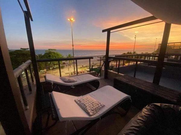 Ap Pepe Alecrim Com Jacuzzi E Solario Frente Ao Mar Apartamento